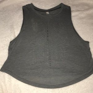 Grey cut out tee🌙